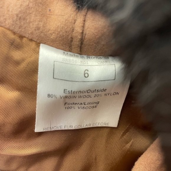 Saks Fifth avenue wool coat size 6 - Picture 12 of 16